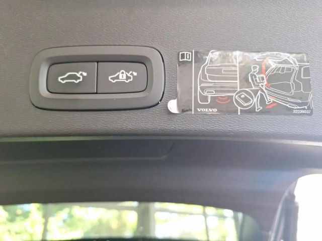 Volvo XC40 AWD R-Design Twin Engine