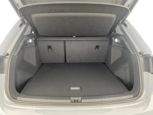 Audi Q4 e-tron Audi Q4 45 e-tron