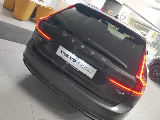 Volvo V90 AWD Dark Plus T6