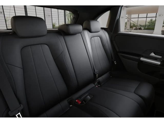 Mercedes-Benz B 180 Progressive Sedan