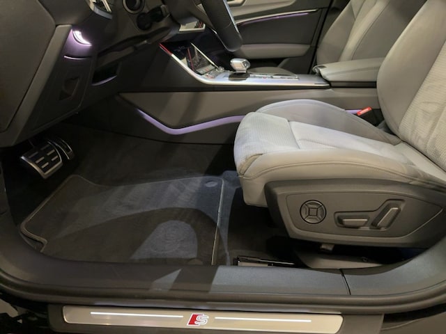 Audi S6 Quattro Sedan