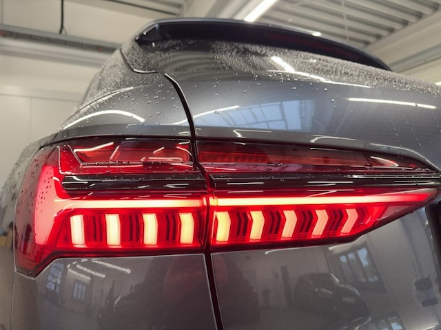 Audi S6 Avant Quattro