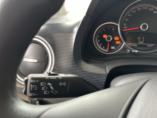 Volkswagen up! 1.0 Klima Bluetooth Rückfahrkamera Tempomat