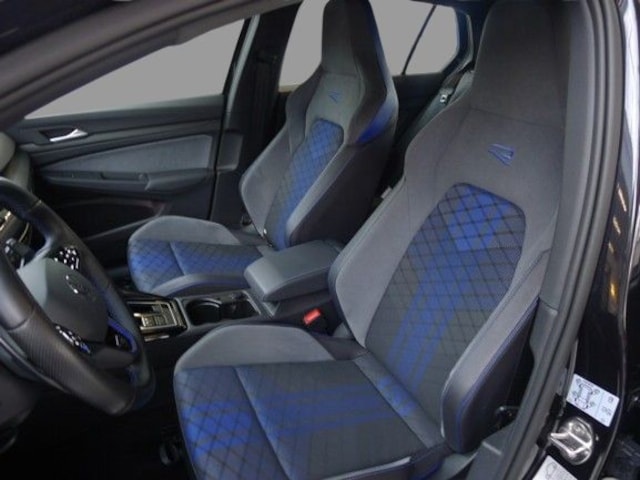 Volkswagen Golf 2.0 TSI