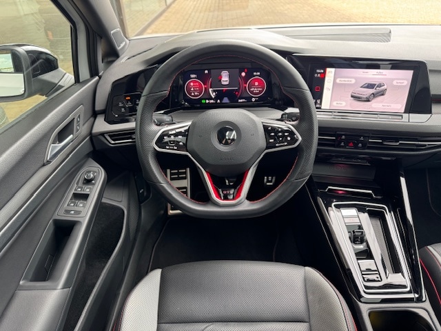 Volkswagen Golf 2.0 TSI