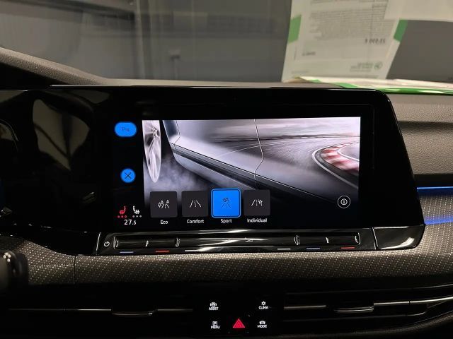 Volkswagen Golf 1.5 TSI R-Line Style