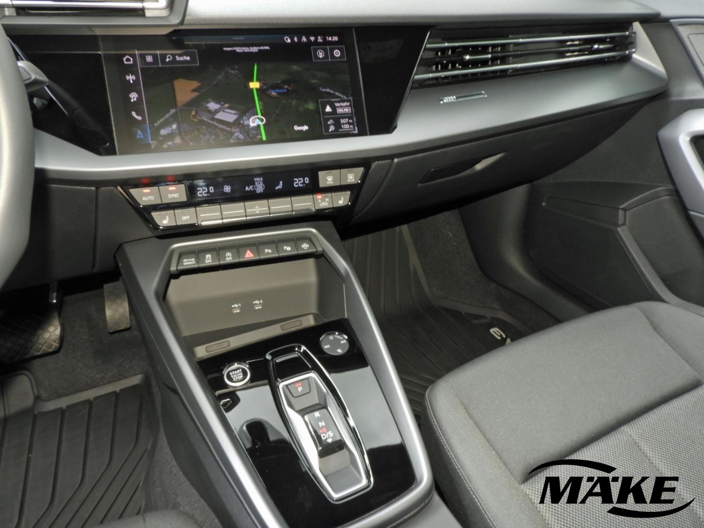 Audi A3 35 TFSI S-Line S-Tronic Sedan Sportback