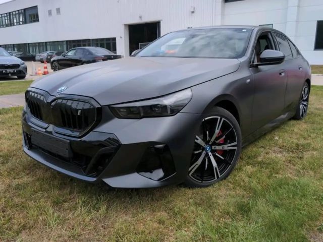 BMW i5 M-Sport Sedan xDrive