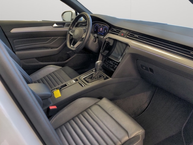 Volkswagen Passat 2.0 TSI Business DSG Variant