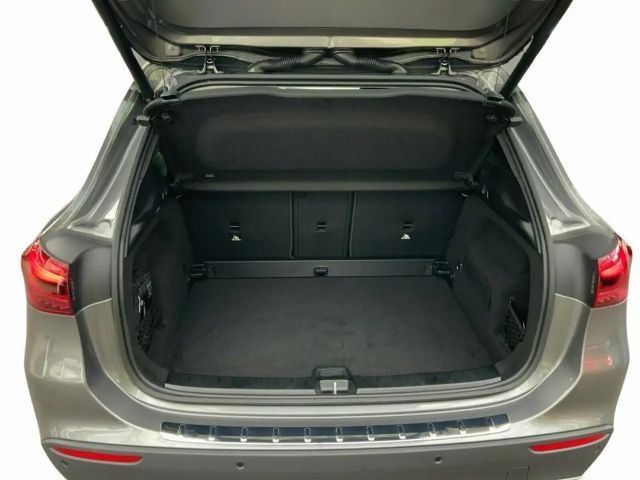 Mercedes-Benz GLA 180 Leder el.Heck KAM PDC SpurH Navi AUT