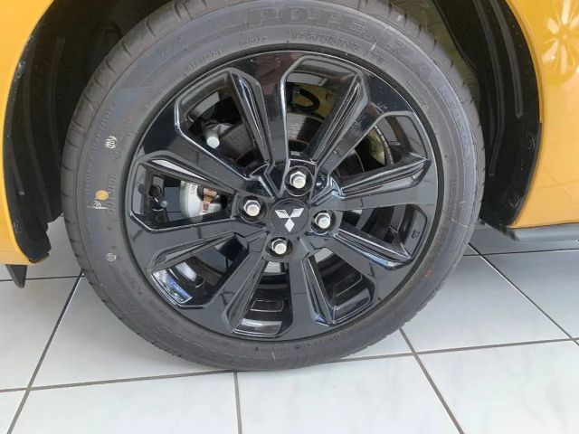 Mitsubishi Space Star Star