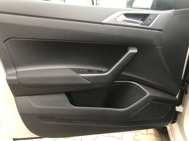 Volkswagen Taigo 1.5 TSI DSG R-Line