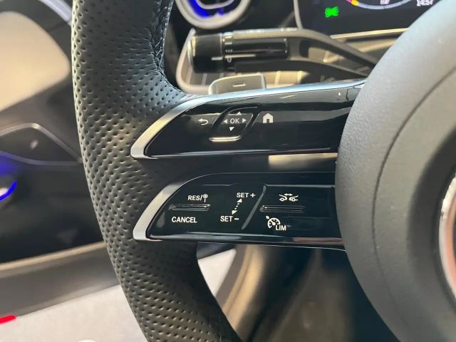 Mercedes-Benz C 180 AMG Line Sedan