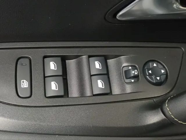 Peugeot E-2008 GT-Line