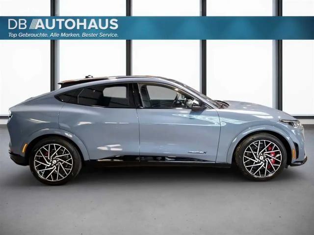 Ford Mustang Mach-E AWD GT