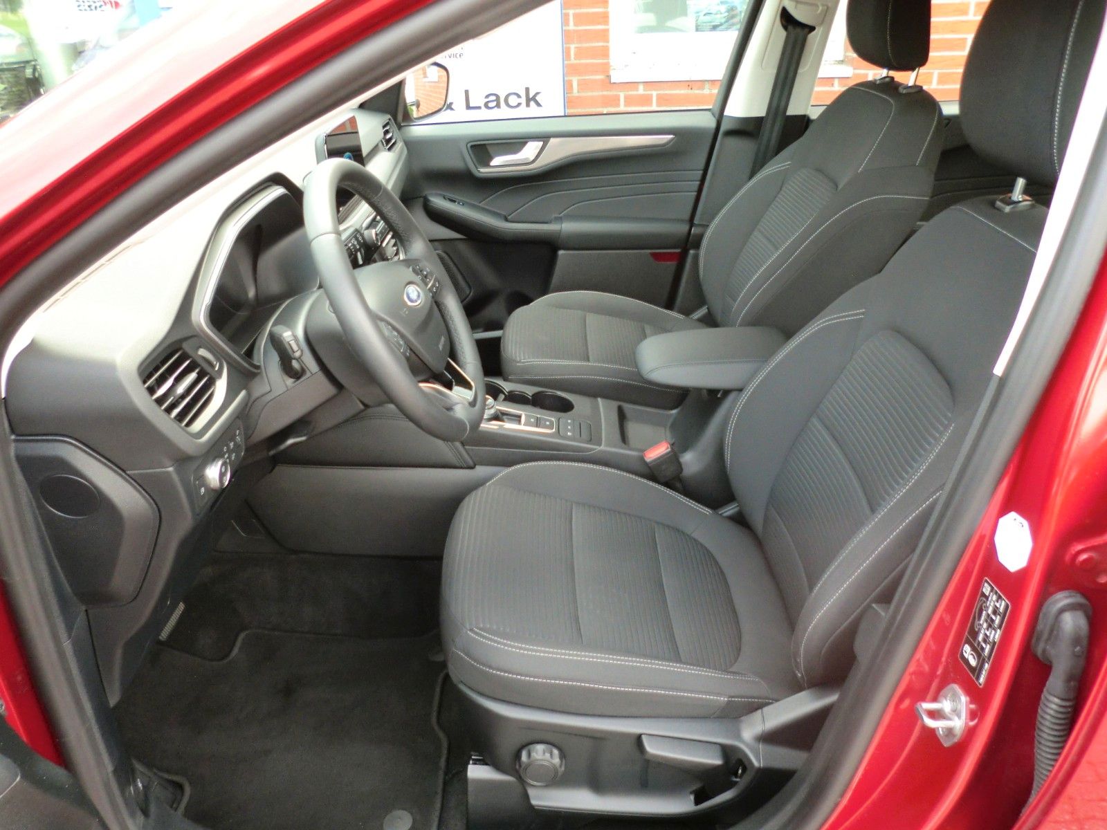 Ford Kuga Hybrid Plug in Hybrid Titanium