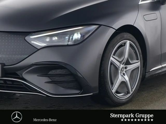 Mercedes-Benz EQE 350 AMG Line Sedan