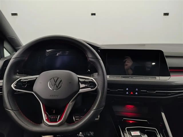 Volkswagen Golf 2.0 TSI DSG GTI