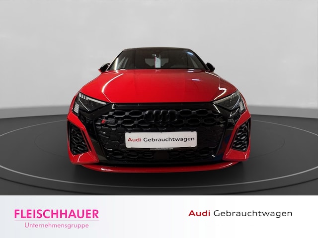 Audi RS3 Quattro S-Tronic Sedan