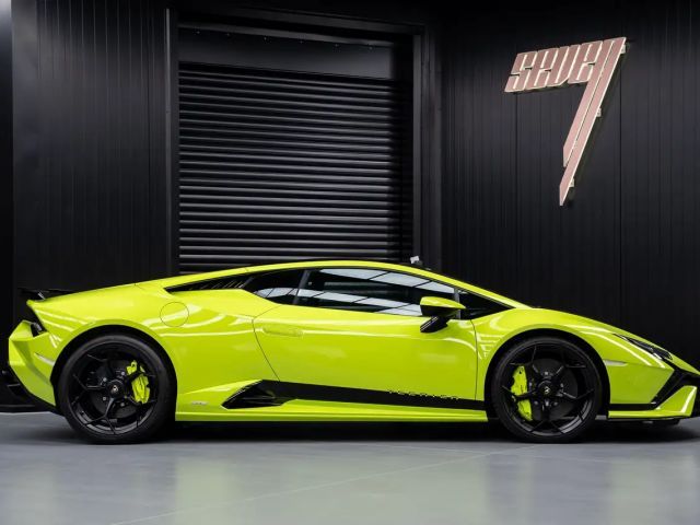 Lamborghini Huracan n Tecnica Carbon front & rear bonnet + Alcantara