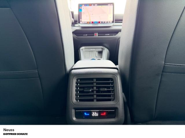 Volkswagen T-Roc 1.5 eTSI DSG IQ.Drive R-Line Style