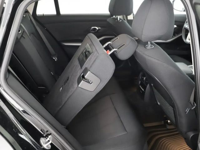 BMW 320 320d Touring xDrive