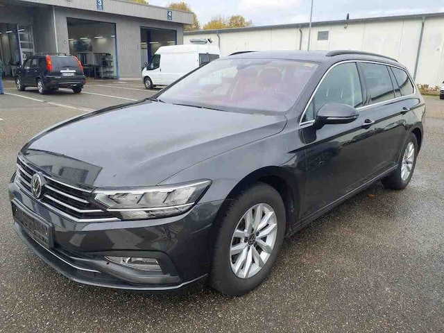 Volkswagen Passat 1.5 TSI Business Variant