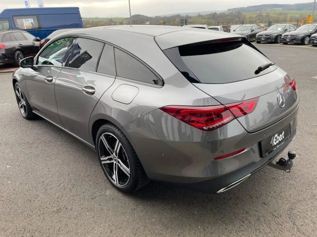 Mercedes-Benz CLA 200 CLA 200 d Shooting Brake