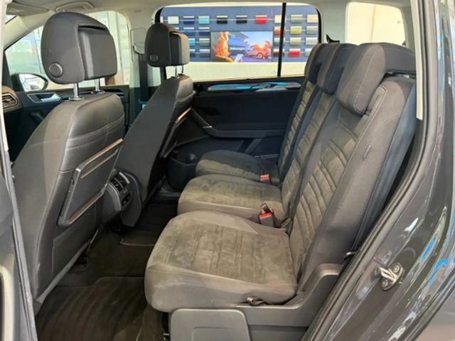 Volkswagen Touran 1.5 TSI DSG Highline