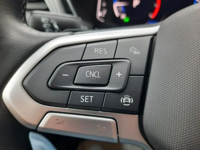 Volkswagen T-Cross DSG Life R-Line