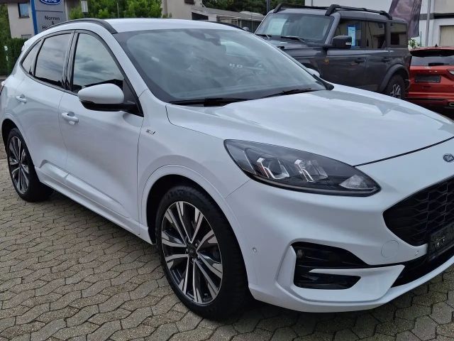 Ford Kuga Hybrid ST Line