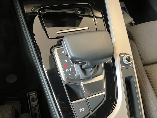 Audi A4 40 TDI Avant S-Tronic