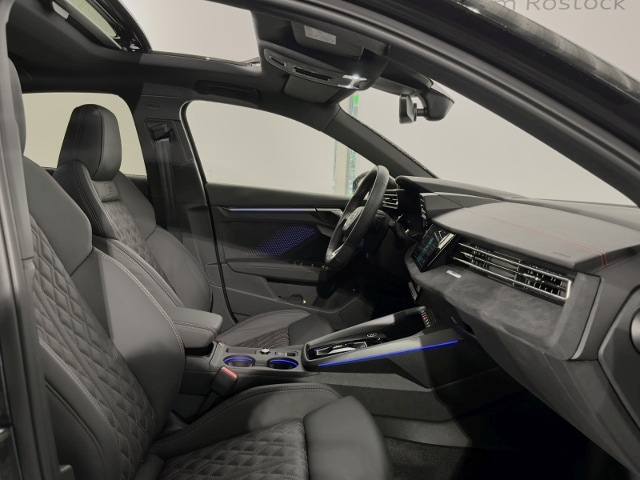 Audi A3 S-Line S-Tronic Sedan