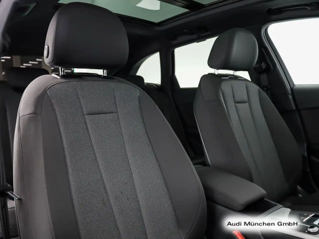 Audi A4 35 TFSI S-Line S-Tronic