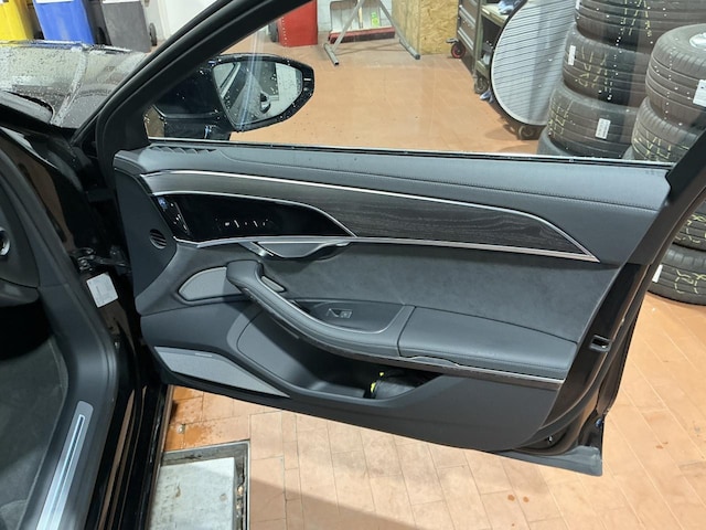 Audi A8 60 TFSI Hybride Lang Quattro