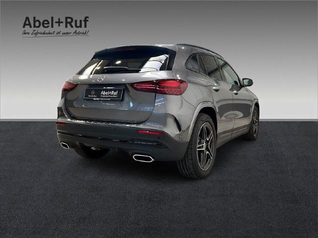 Mercedes-Benz GLA 200 AMG Line