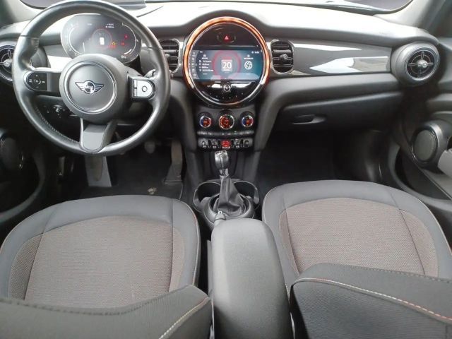 MINI Cooper Essential Trim *Navi*DAB*LHZ*SHZ*DAB*PDC*