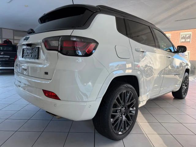 Jeep Compass 4x4 Hybrid