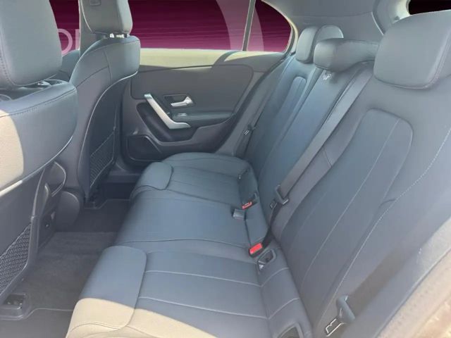 Mercedes-Benz A 180 Progressive