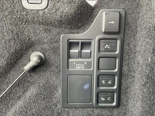 Land Rover Discovery D250 Dynamic R-Dynamic SE