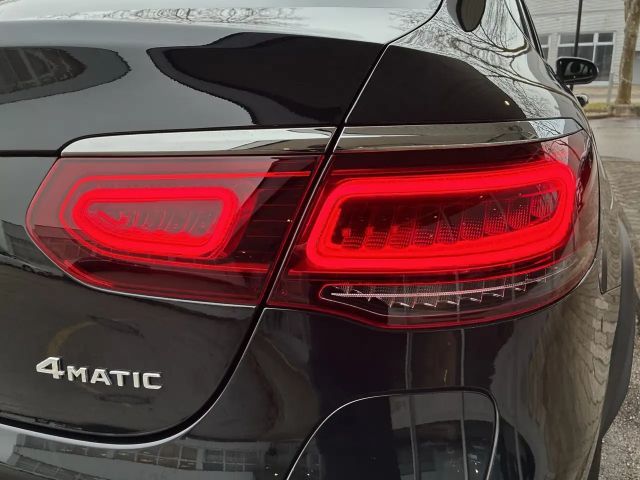 Mercedes-Benz GLC 300 4MATIC Coupé