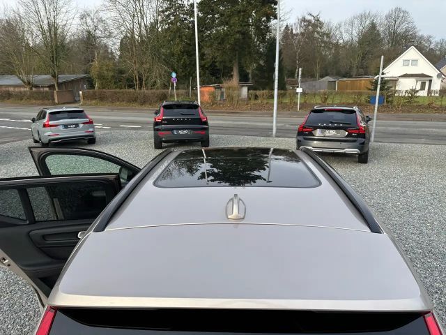 Volvo XC40 Dark Ultra