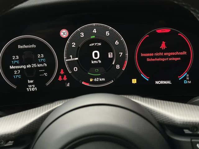 Porsche 992 4 Cabrio GTS Targa