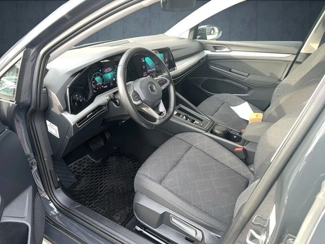 Volkswagen Golf 2.0 TDI DSG Life Variant