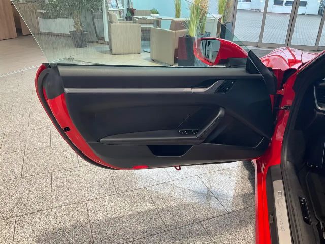 Porsche 992 4 Carrera Coupé