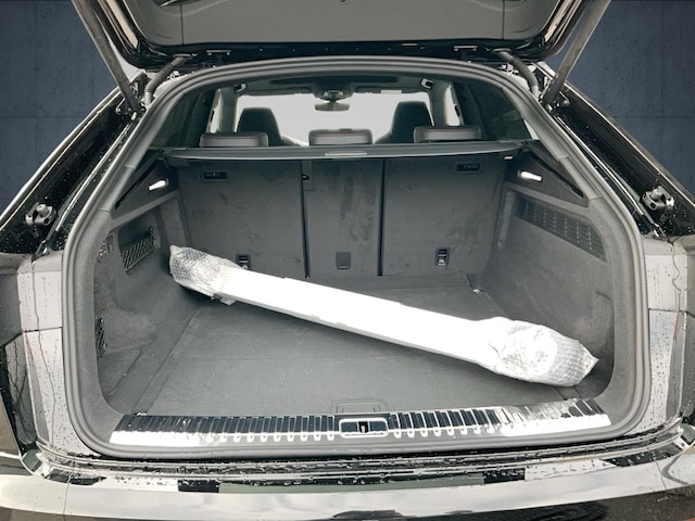 Audi RS Q8 Performance Quattro