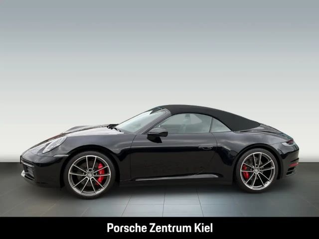 Porsche 992 4S Cabrio Carrera