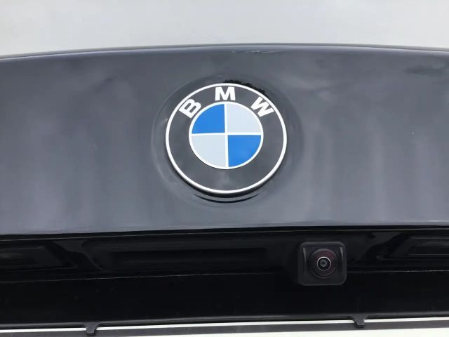 BMW 320 320i Sedan xDrive