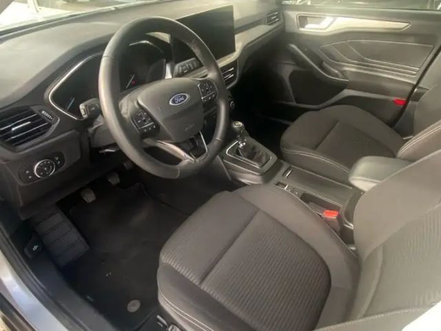 Ford Focus Titanium Wagon