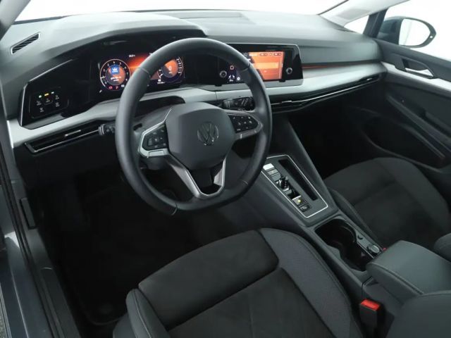 Volkswagen Golf DSG Life